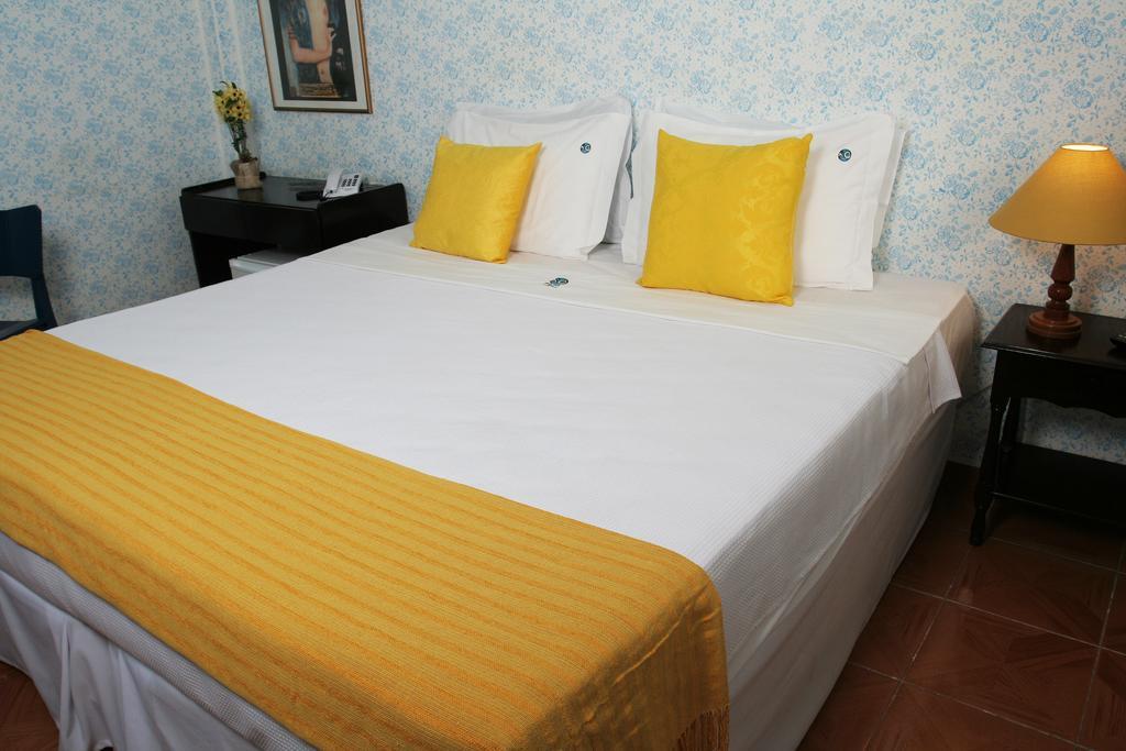 Hotel Santa Clara 3*